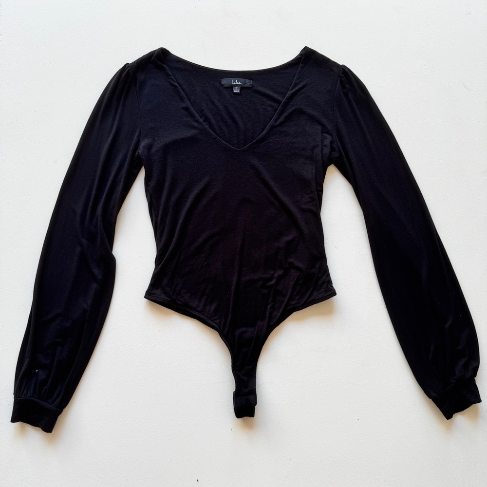 Lulu's - Long Sleeve V Neck Bodysuit in Black - Picture 2 of 5